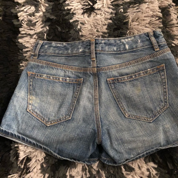 GAP denim shorts - Picture 2 of 9